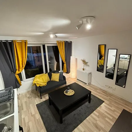 Grand Centre Apartment *